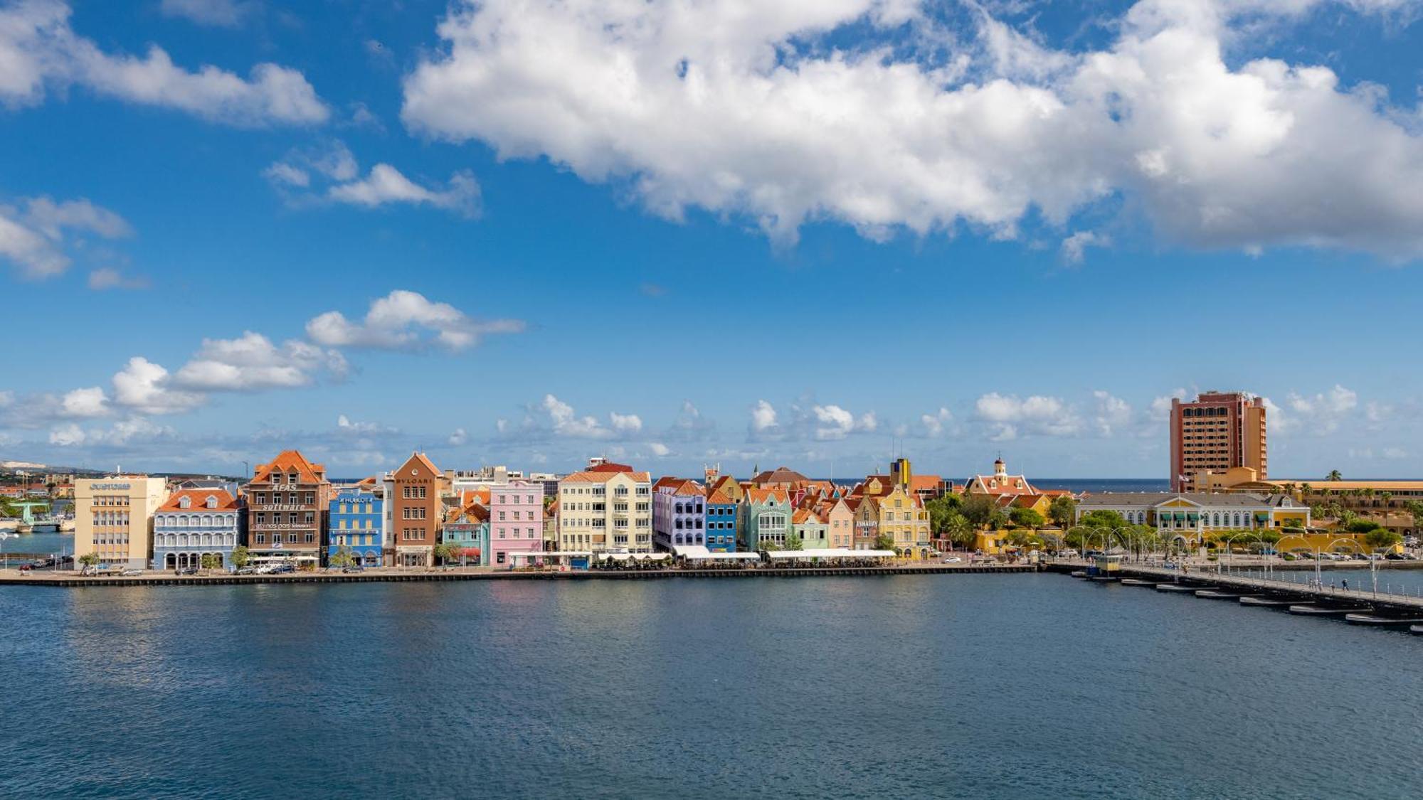 Harbor Hotel & Casino Curacao Вилемстад Стая снимка